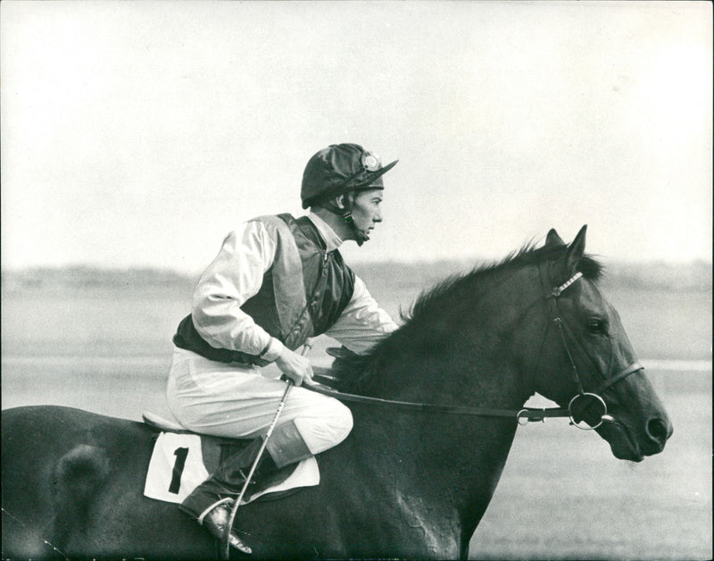 Lester Diggot on horseback - Vintage Photograph