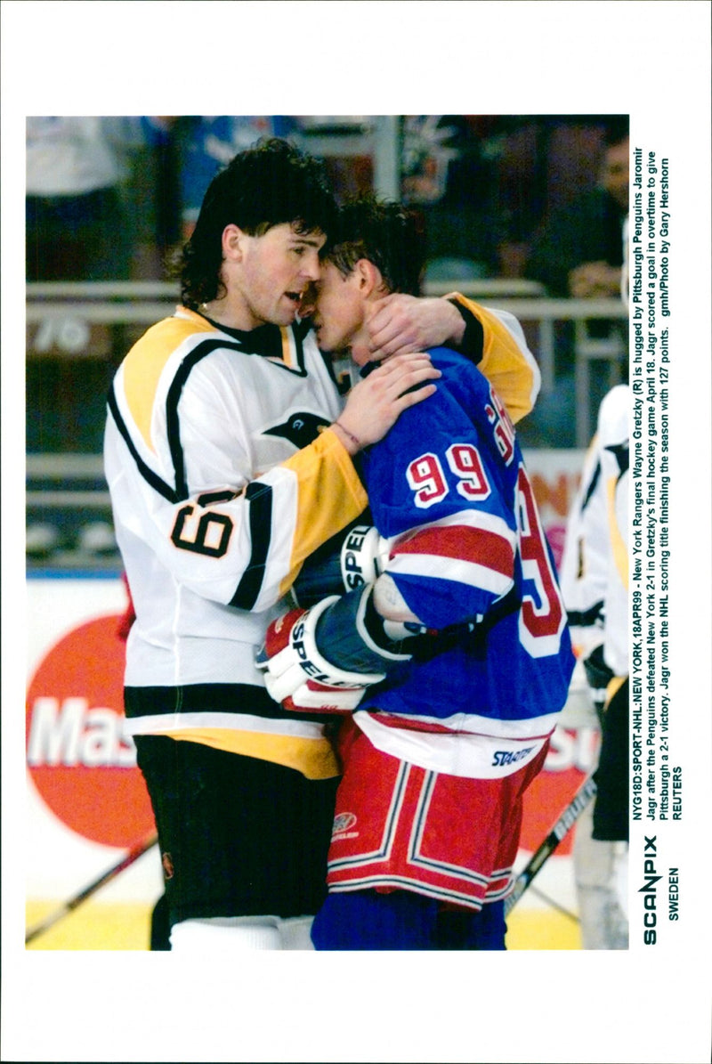 Wayne Gretzky and Jaromir Jagr - Vintage Photograph