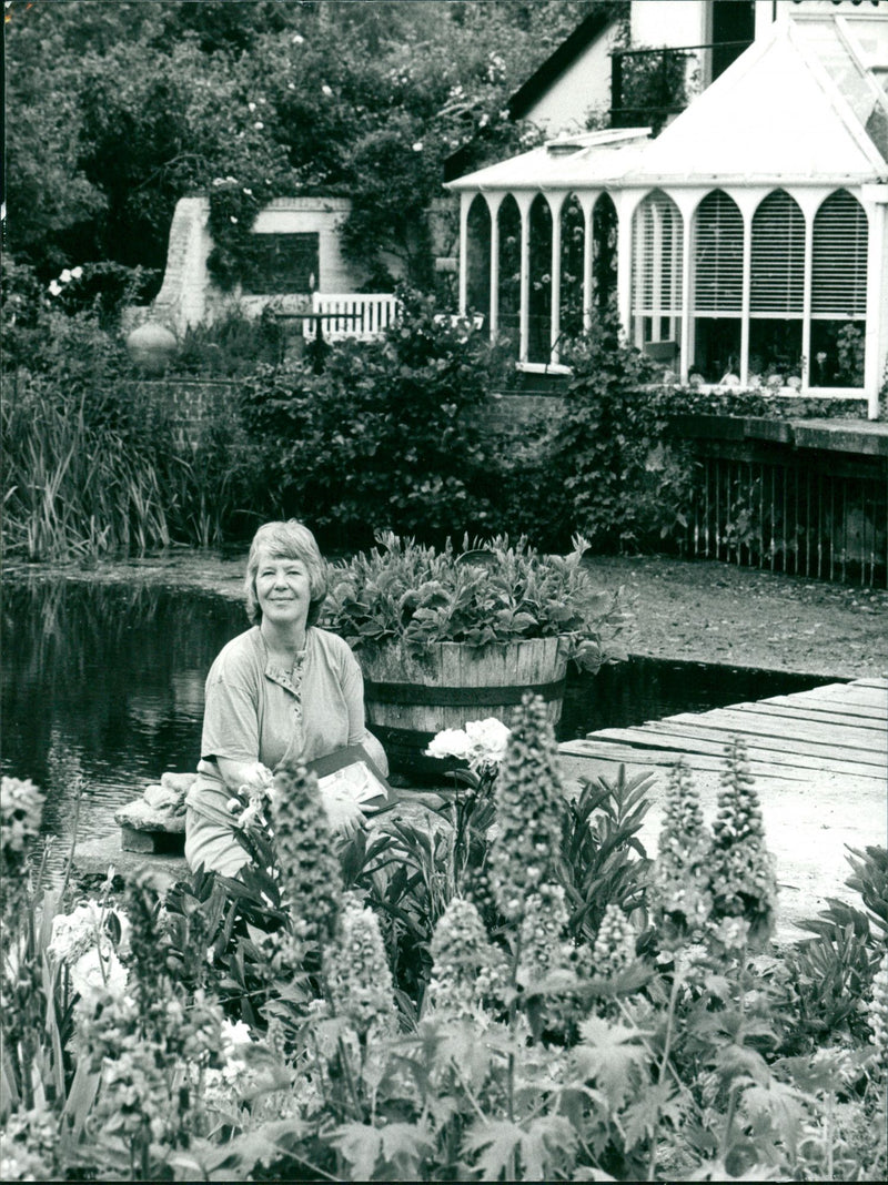 1979 WRITER - Vintage Photograph