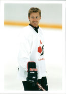 Wayne Gretzky - Vintage Photograph