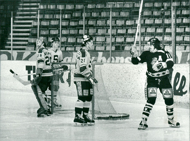 Rolf "Rattan" Edberg Swedish Ice hockey player. - Vintage Photograph