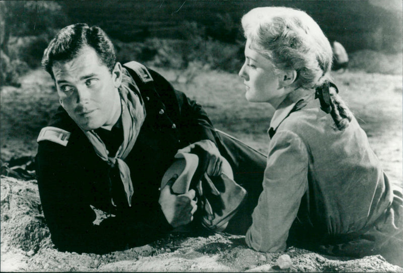Jeffrey Hunter and Constance Towers in the TV series "Captain Buffalo" - Vintage Photograph