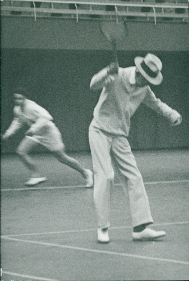 The Royal Club's club championship. Mr. G with his partner Torsten Johansson won his first match - Vintage Photograph