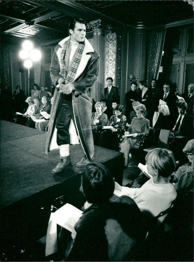 Profession "Men's Boots Model - Vintage Photograph