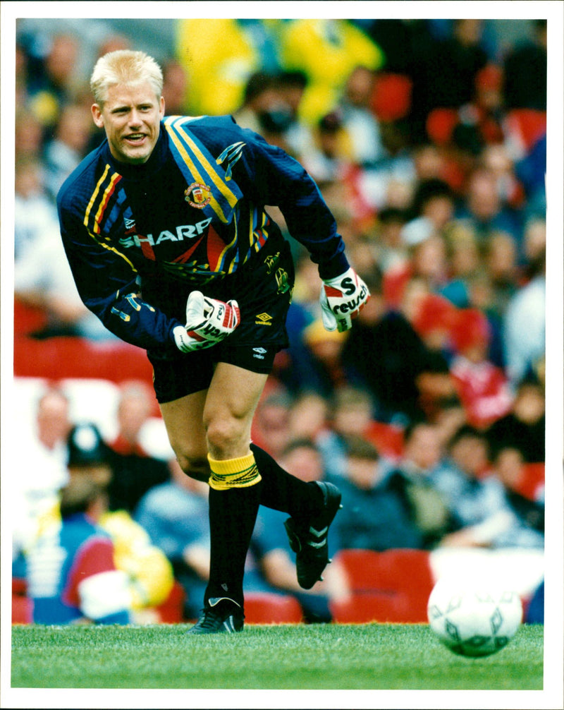 Peter Schmeichel - Vintage Photograph