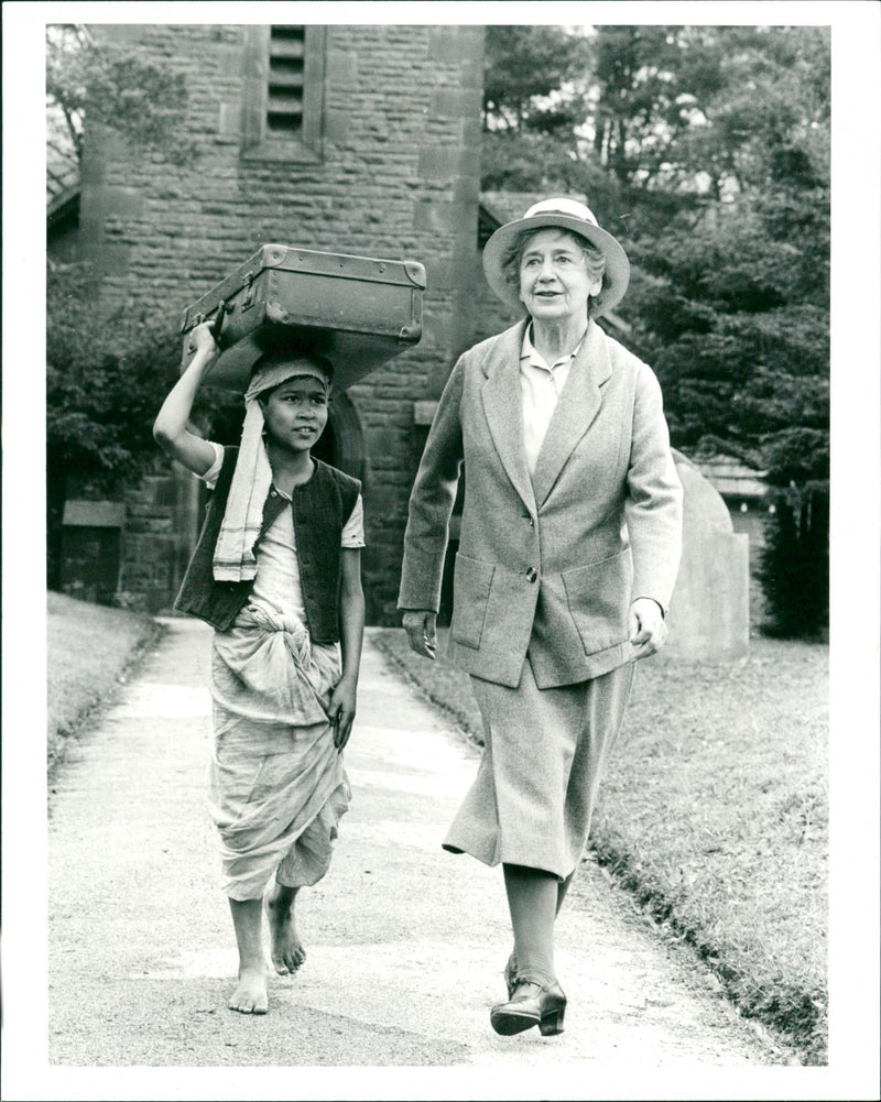 Peggy Ashcroft. - Vintage Photograph