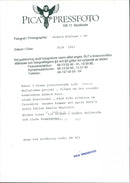 1993 SCANPIX SWEDEN STOCKHOLM FRIDA HEDBERG ROTH LINDA EXPEDITION - Vintage Photograph