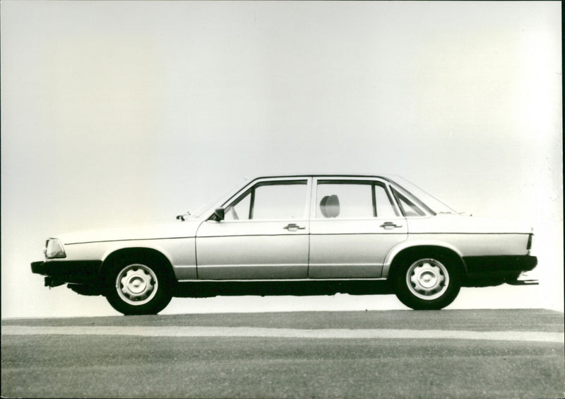 Audi 100 - Vintage Photograph