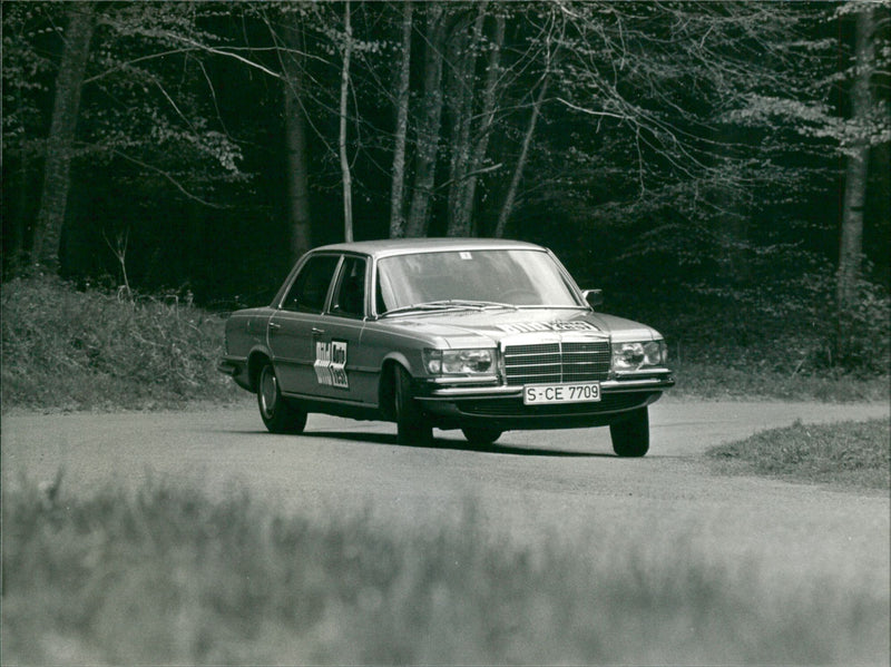 Mercedes Benz 460 SEL - Vintage Photograph