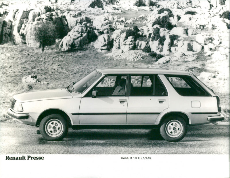 Renault 18 series - Vintage Photograph