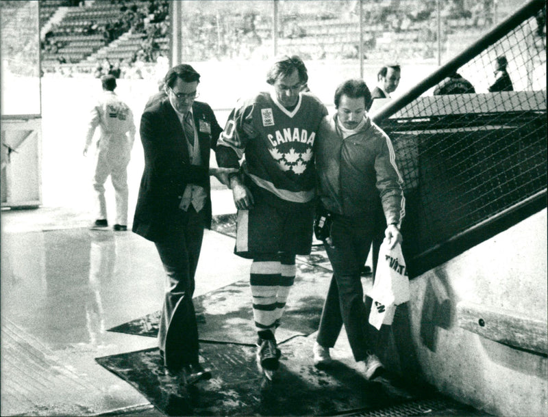 Guy Lafleur, Canadian ice hockey player - Vintage Photograph