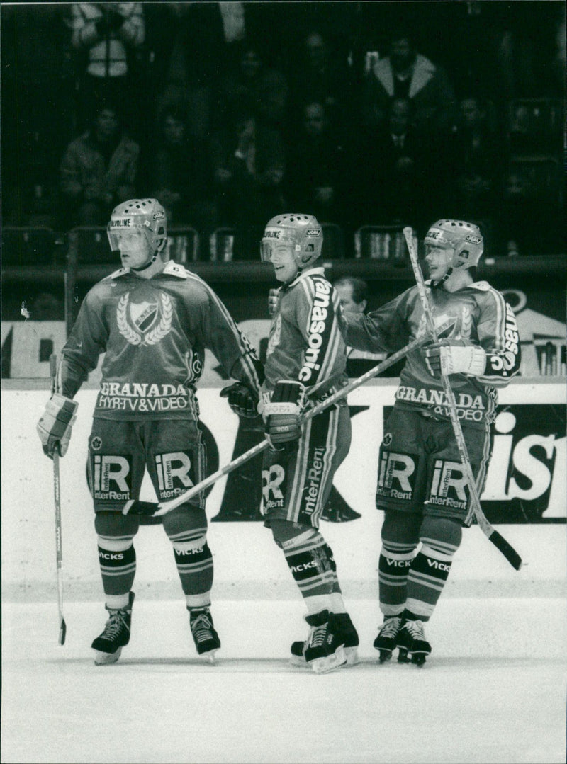 Tommy Albelin. - Vintage Photograph