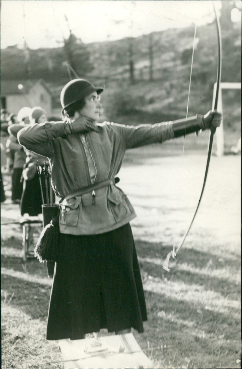Miss Hillbom - archery - Vintage Photograph