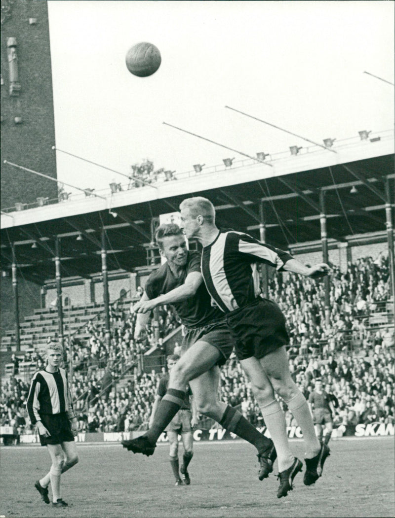 Agne Simonsson, Swedish footballer - Vintage Photograph