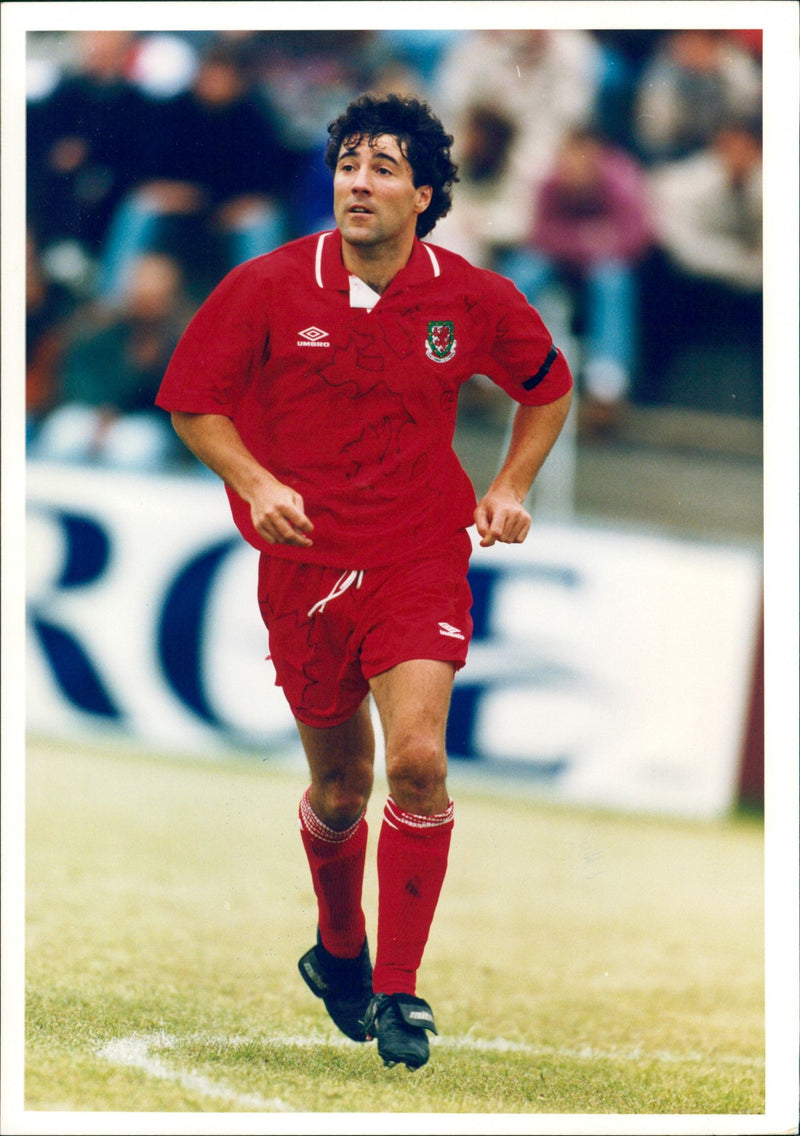 Dean Saunders, Football Player - Vintage Photograph