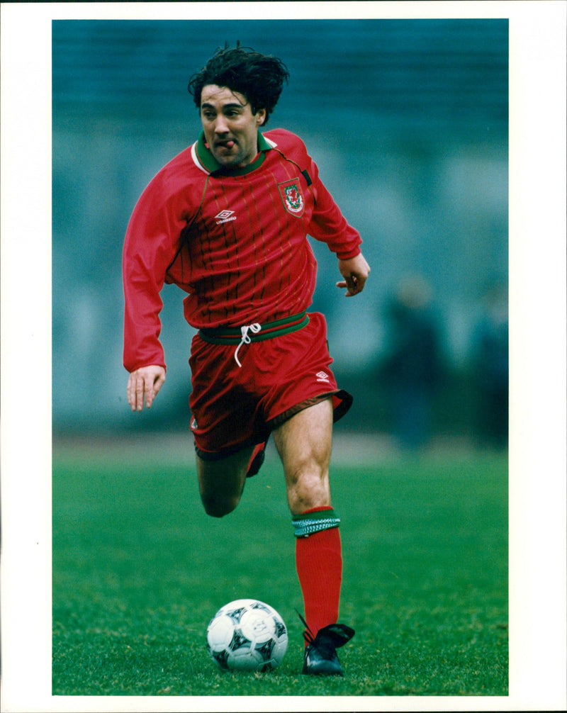 Dean Saunders, Football Player - Vintage Photograph