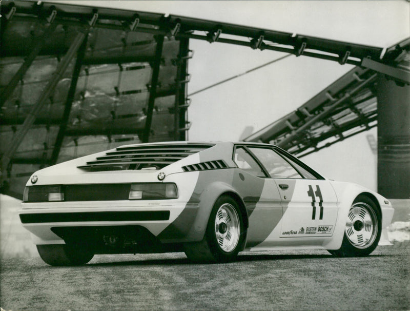 BMW M1 - Vintage Photograph