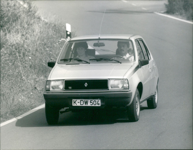 Renault 14 TS 1979 - Vintage Photograph