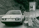BMW 733i - Vintage Photograph