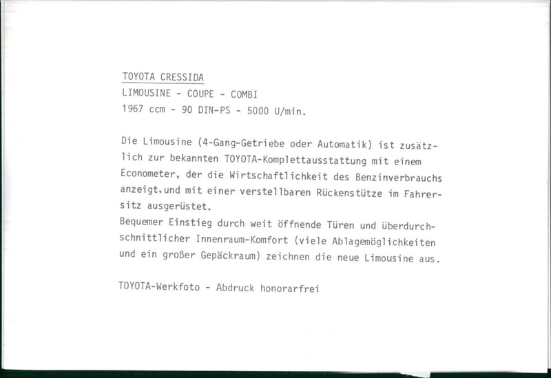 Toyota Cressida Limousine - Coupe - Combi 1967. - Vintage Photograph