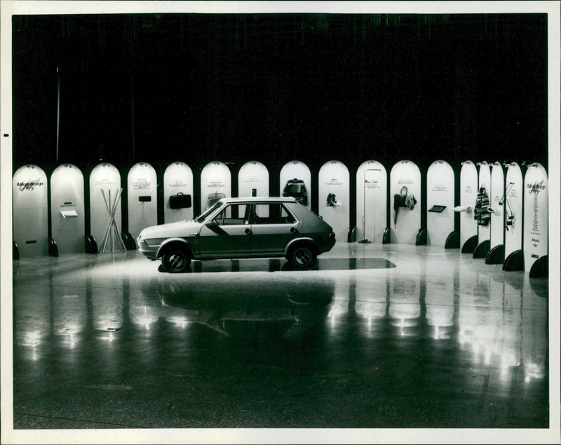 LAH ALITALIA CARS ITALIAN - Vintage Photograph