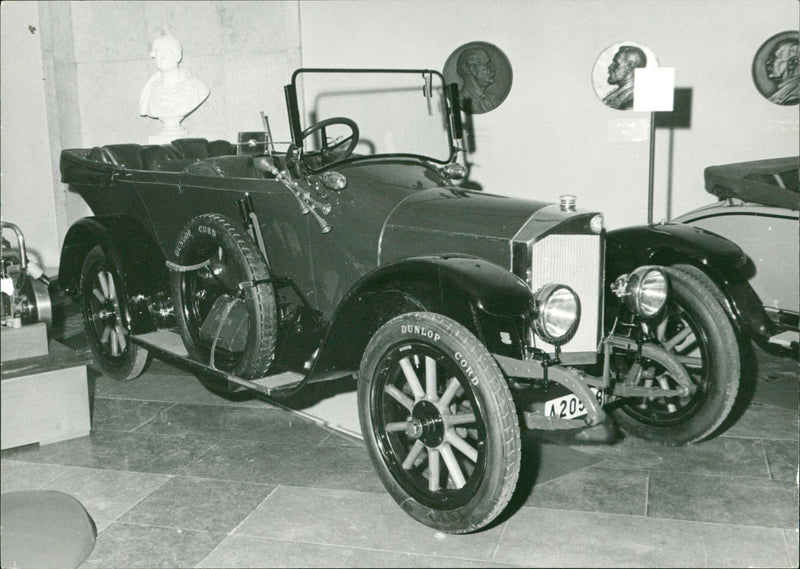 Marieberg Veteran car rally 1967 - Vintage Photograph