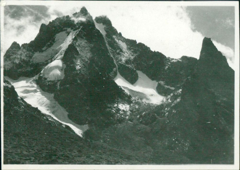 Expeditions and research trips, mount Kema's view from the main camp - Vintage Photograph