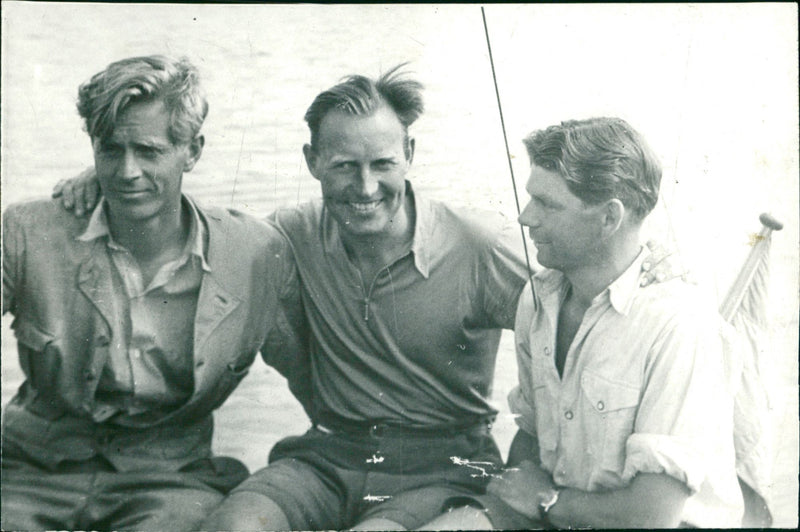 Expeditions and research trips - Vintage Photograph