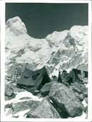 1956 BANDT MACKINNON STRATHR MATHR CHARLES BROWN ENGLAND EXPEDITION BRITISH - Vintage Photograph