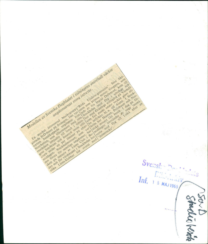 Young people look at the model of Svenska Dagbladet - Vintage Photograph