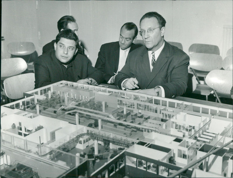 Russian group at the model of the technical department - Vintage Photograph