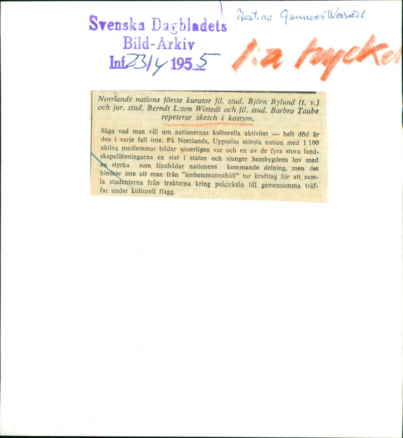 Björn Bylund, Berndt L: son Wistedt and Barbro Taube repeat sketch in costume - Vintage Photograph