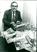 1917 WRITER - Vintage Photograph