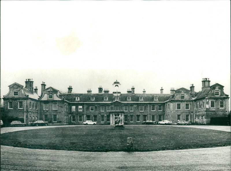 Family Home of Lady Jane Wellesley - Vintage Photograph