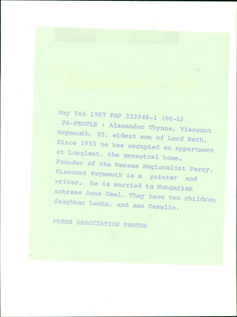 1987 ACTRESS DAUGHTER PRESS WRITER - Vintage Photograph