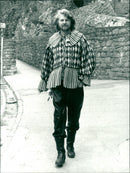 1987 ACTRESS DAUGHTER PRESS WRITER - Vintage Photograph