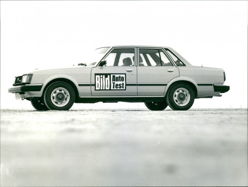 Toyota Cressida GL 1981 - Vintage Photograph
