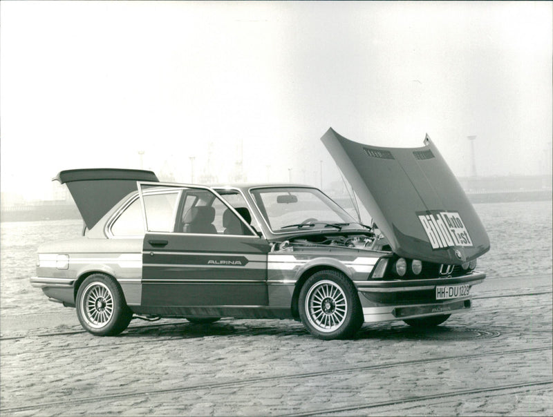 BMW Alpina B6 2.8 - Vintage Photograph