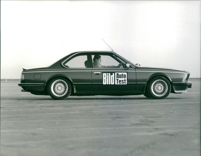 BMW 635 CSI turbo - Vintage Photograph