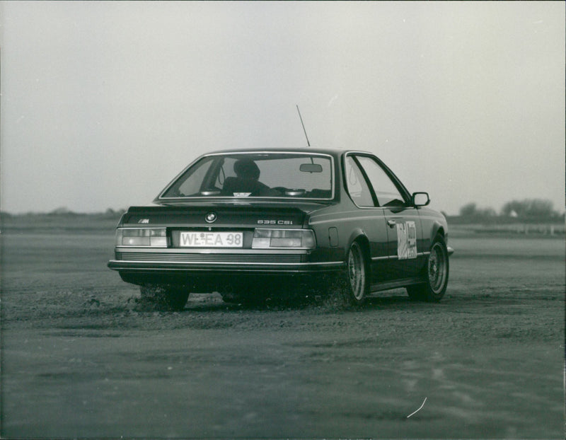 BMW 635 CSI turbo - Vintage Photograph