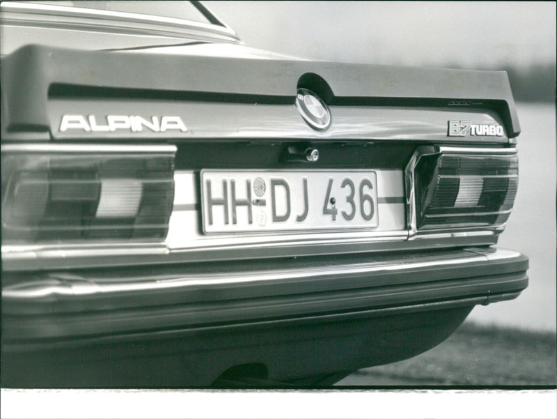 BMW Alpina B7 Turbo - Vintage Photograph