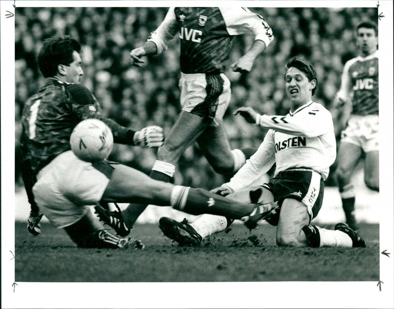 Gary Lineker - Vintage Photograph