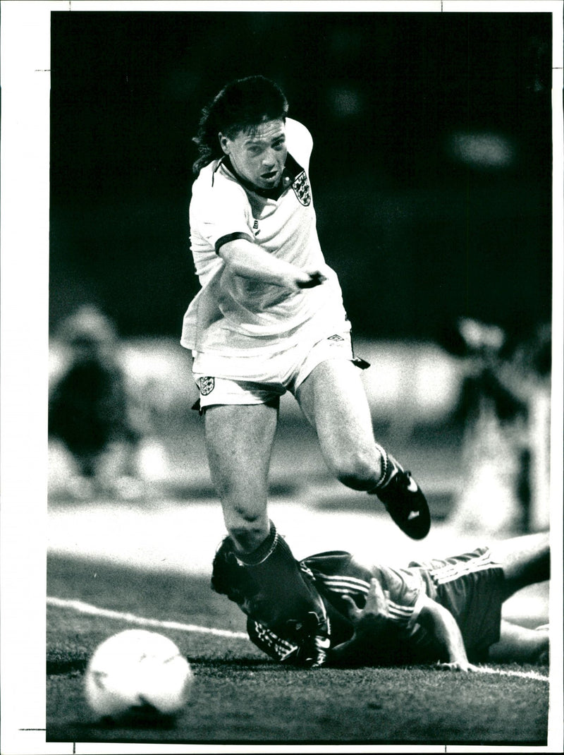 Chris Waddle - Vintage Photograph