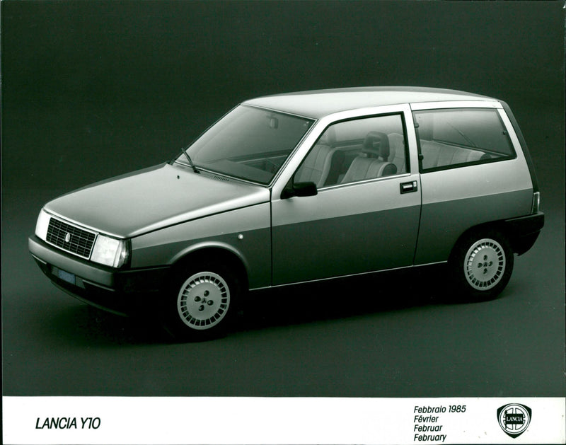 Lancia Y10 - Vintage Photograph