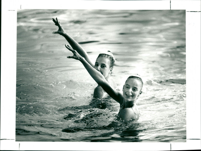Synchronised swimming - Vintage Photograph