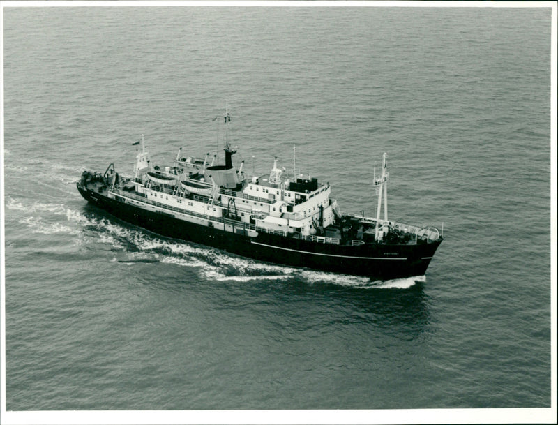 RRS Discovery - Vintage Photograph