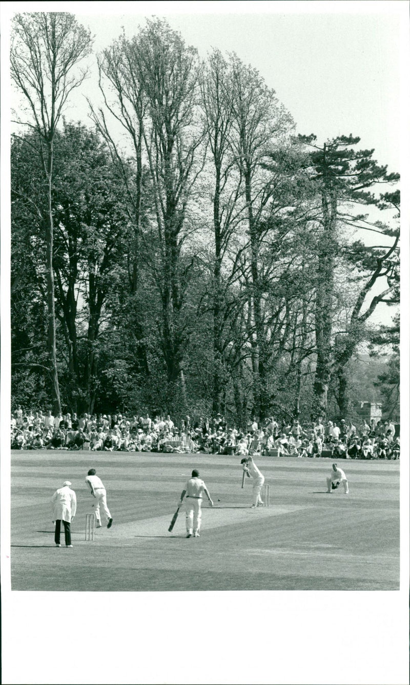 Monday 8th May 1989 - Vintage Photograph