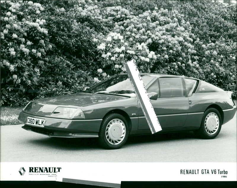 Renault GTA V6 Turbo 1986 - Vintage Photograph