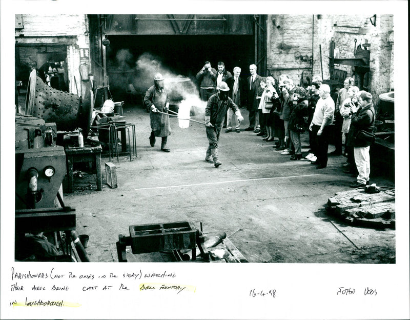 BELL FOUNDRY ZOU CUDOES - LOVE, CAST - Vintage Photograph