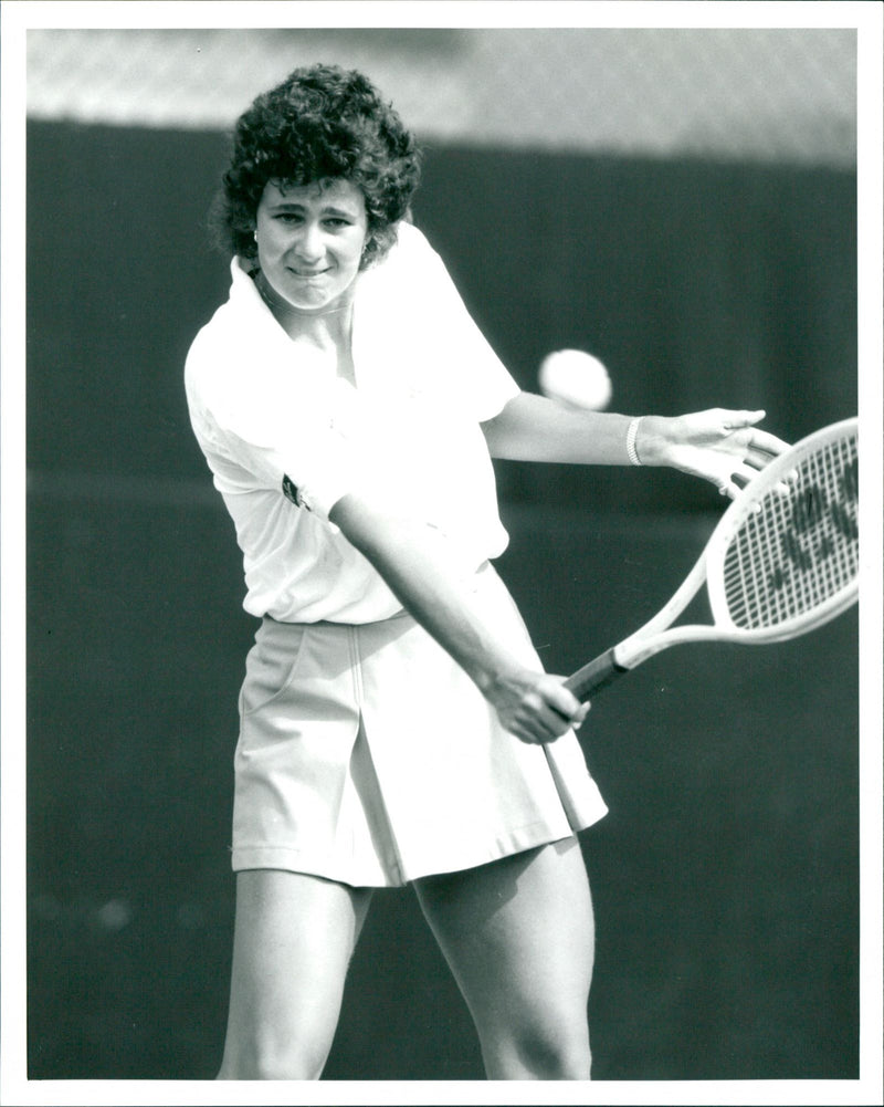 Pam Shriver - Vintage Photograph